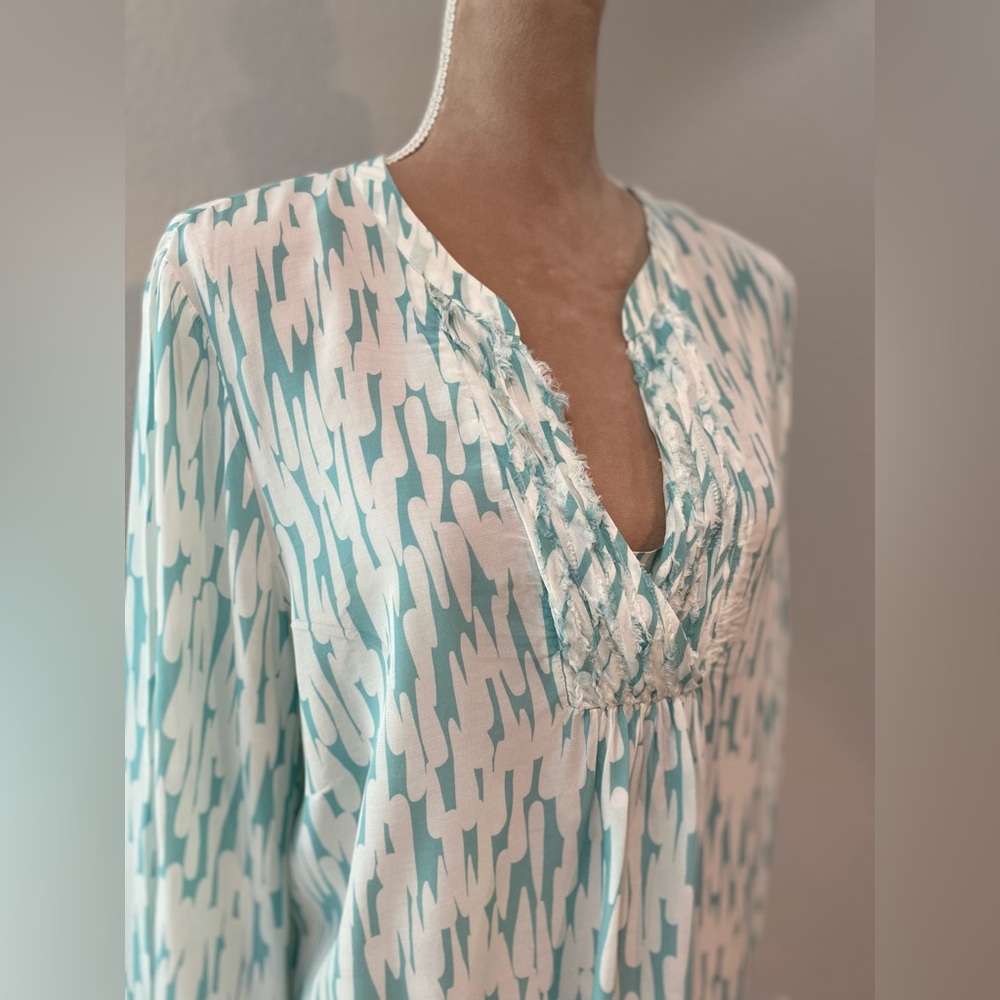 Boden Teal and White Blouse - Picture 3 of 7